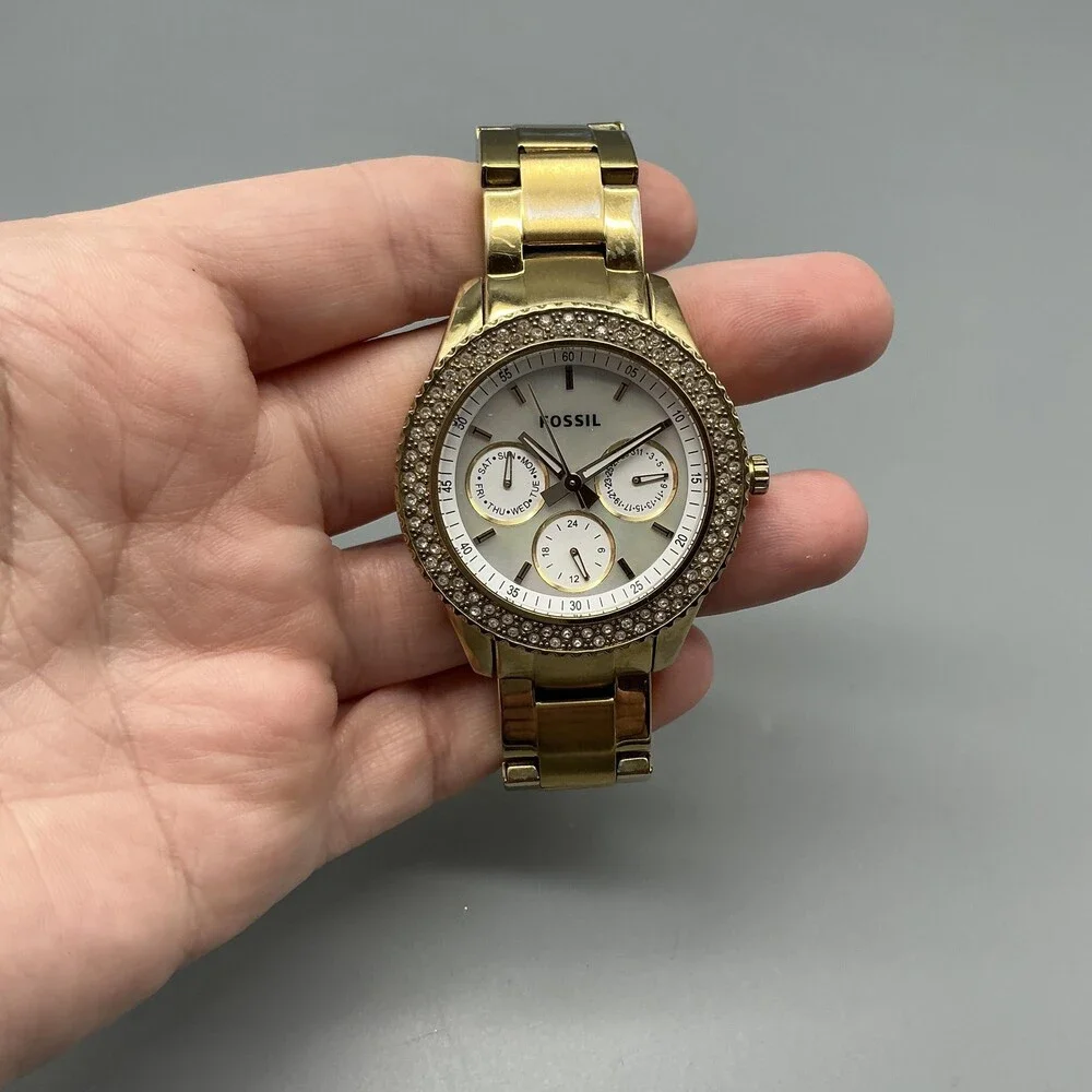 Fossil ES-2861 Womens Watch 38mm MOP Gold Tone Crystals Bracelet New Batt 6.75